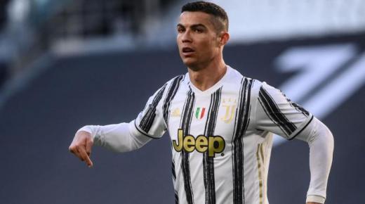 صحفي فرنسي: باريس سان جيرمان لن يتعاقد مع رونالدو حتى لو رحل مبابي