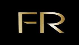 FLORI ROBERTS في السعودية وإقبال كبير